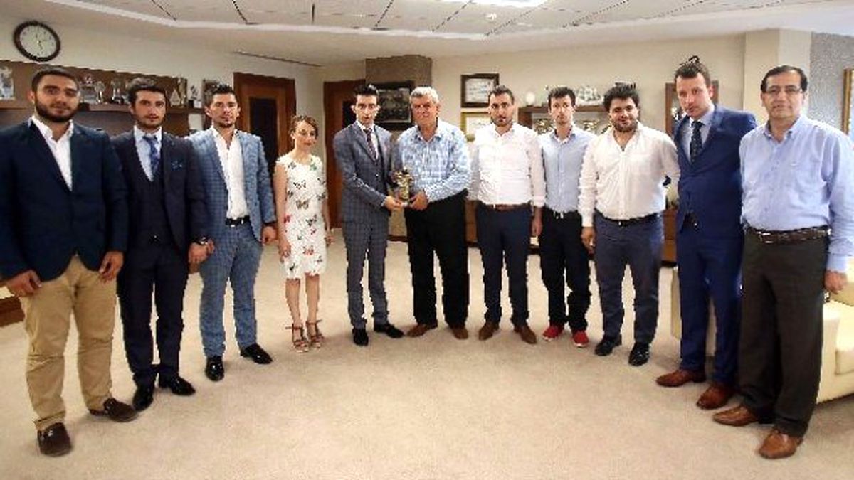 Büyükşehir Belediye Başkanı Karaosmanoğlu, "Hayallerimizin Ötesine Geçtik"