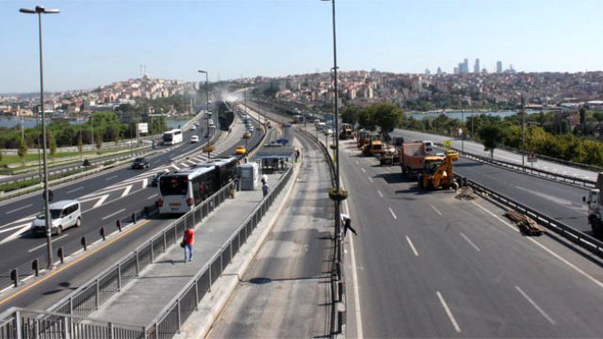 Haliç Köprüsü Metrobüs Yolu Bakıma Alınıyor