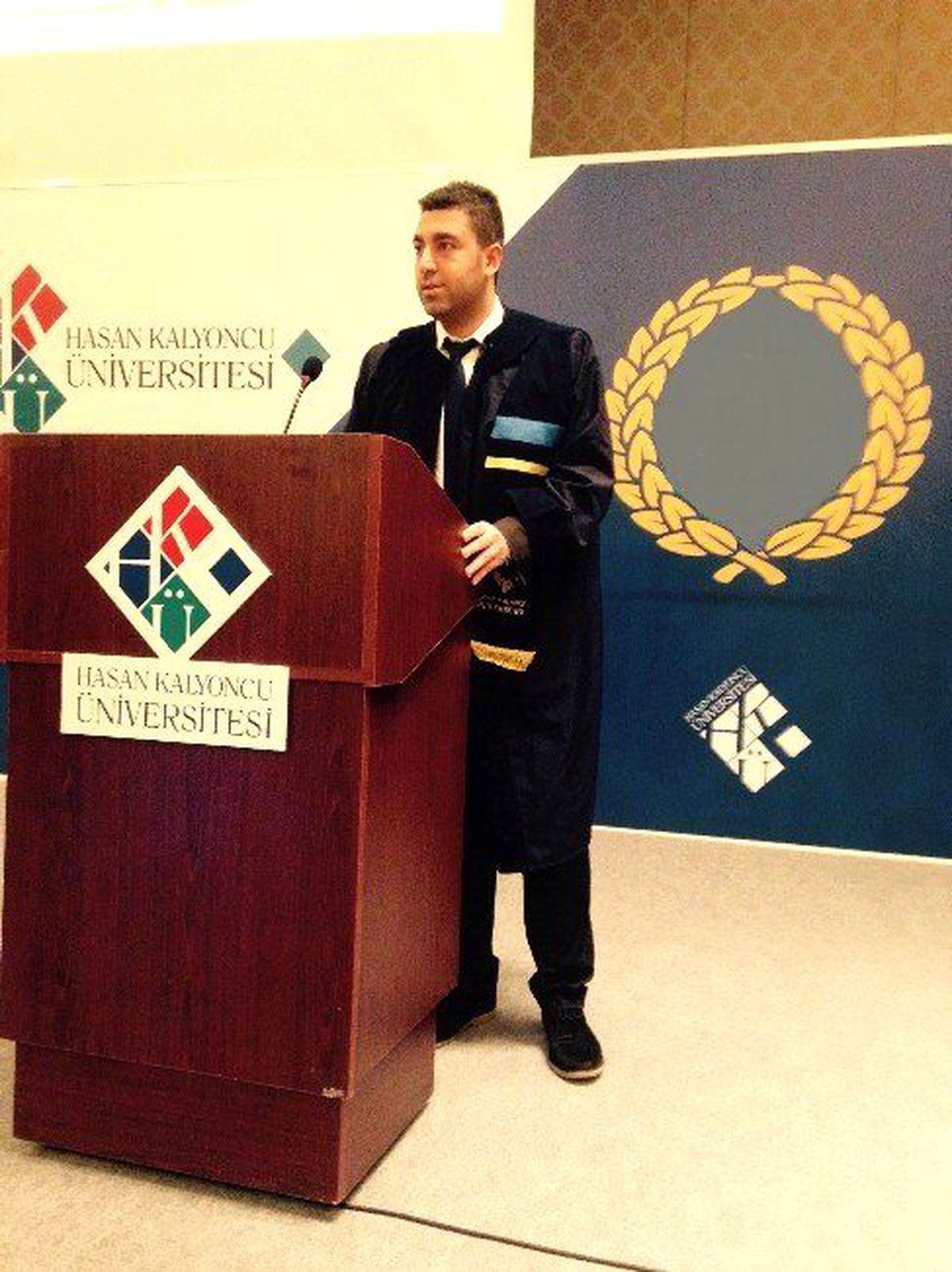 Hkü\'lü Akademisyen, \'Genç Liderler Formu 2015\'e Davet Edildi