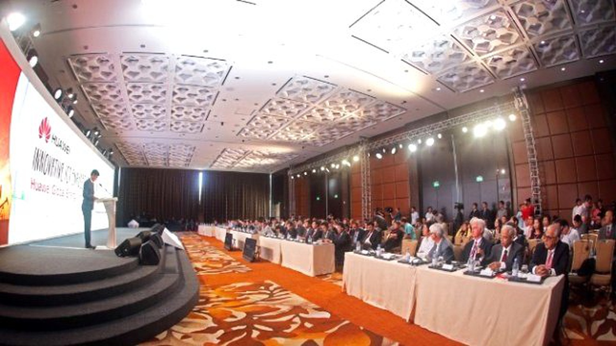 Huaweı Bilişimde İnovasyonu Global Enerji Sektörü Zirvesi 2015\'te Akıllı Enerji Çözümleriyle...