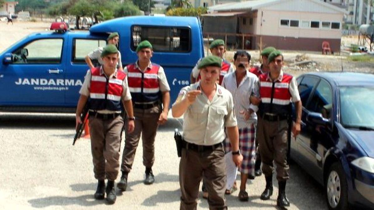 Kumluca\'da Fuhuş Operasyonu