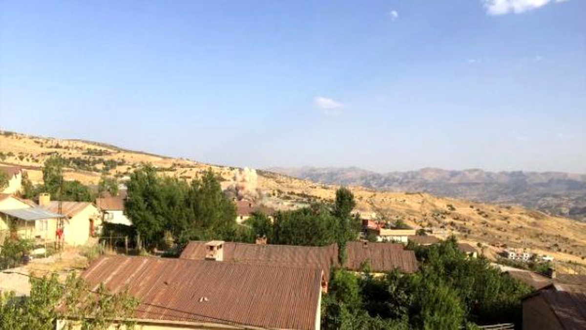 PKK\'lılar Polis Noktasına Roketatarla Saldırdı (2)