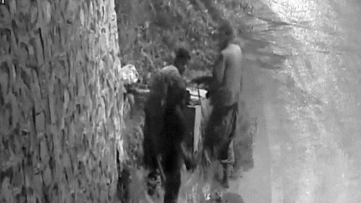 PKK'lılar, Yaralı Arkadaşlarını Sürükleyerek Kaçırdı