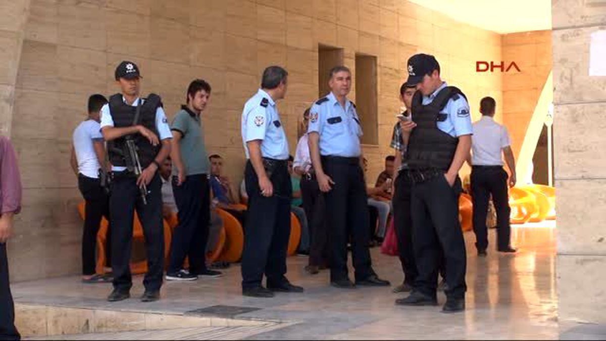 Şanlıurfa Ambulans Tahsis Edilmeyen Engelli Gencin Annesi İsyan Etti