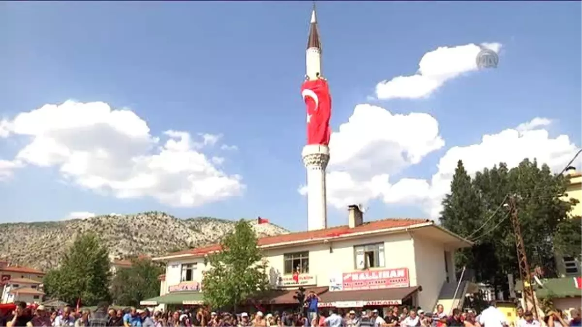 Şehit Uzman Çavuş Barış Akın İçin Tören Düzenlendi