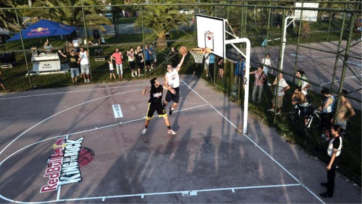 Sokak Basketbolunda İstanbul\'da Kıran Kırana Mücadele!