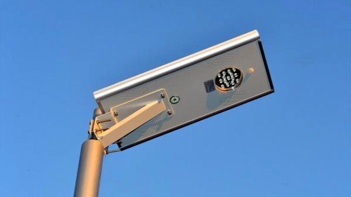 Solar-powered Lighting Poles İn Aegean Coastline