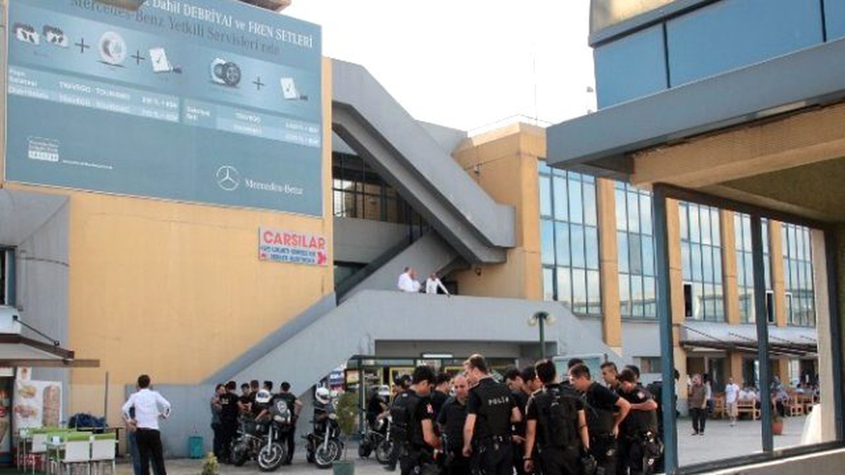 Taksicilerin Kavgası Otogarı Savaş Alanına Çevirdi