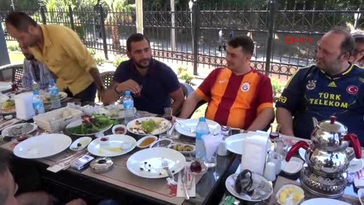 Ümit Karan, Taraftar Dernekleriyle Buluştu