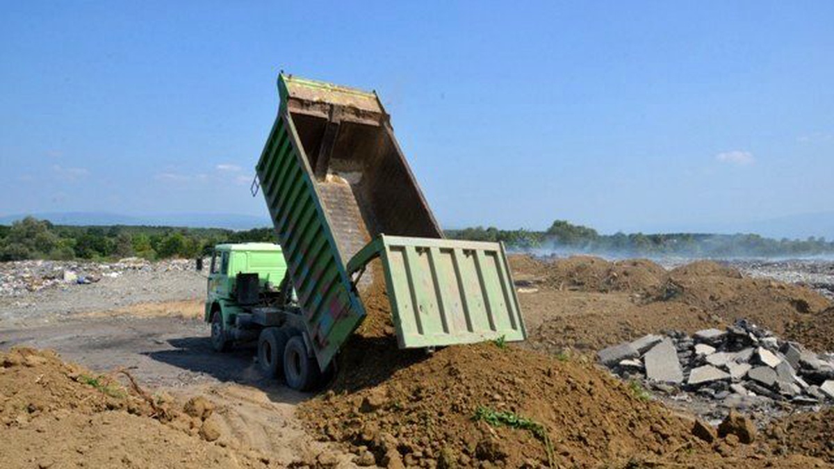 Vahşi Atık Depolamaya Düzce Belediyesi\'nden Müdahale