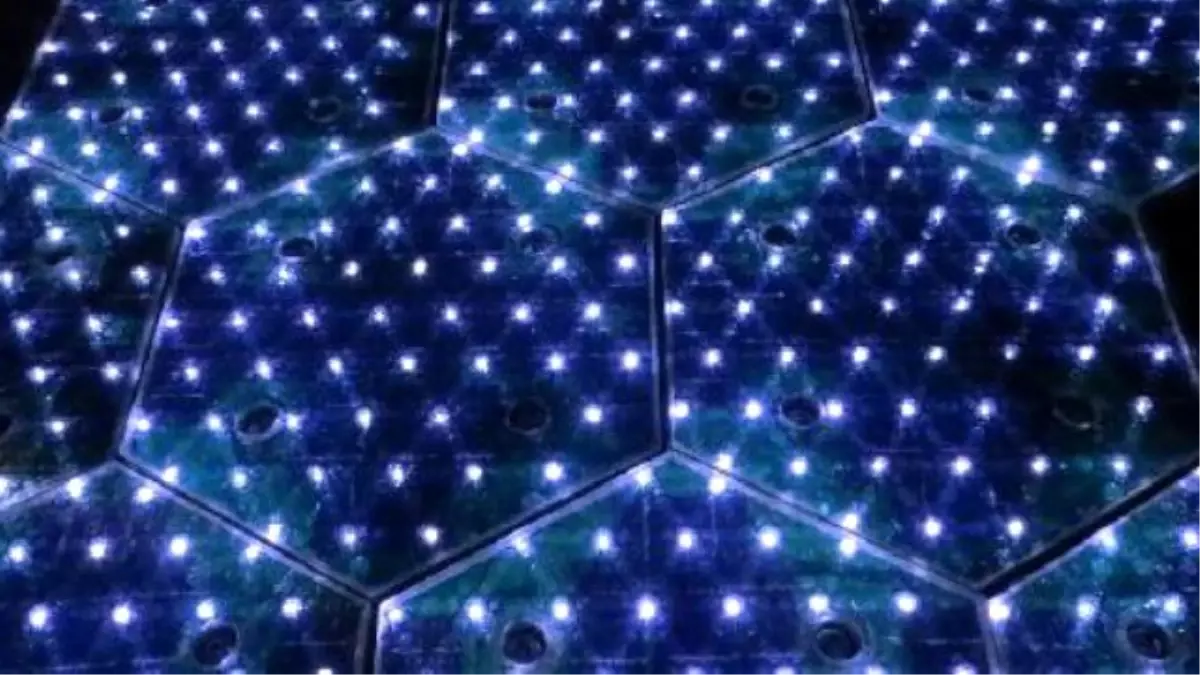 What İf Solar-powered Roads Replaced The Stressful Modern Highways?" Asks An American Project