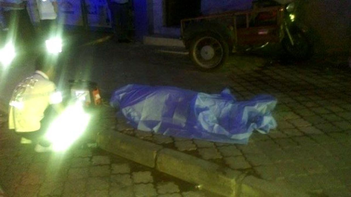 Balkonda Uyuyan Yaşlı Adam 3. Kattan Aşağı Düşüp Öldü