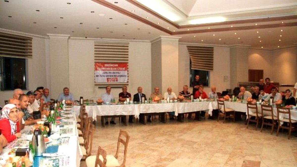 Ziraat Okulu Mezunları Yıllar Sonra Buluştu