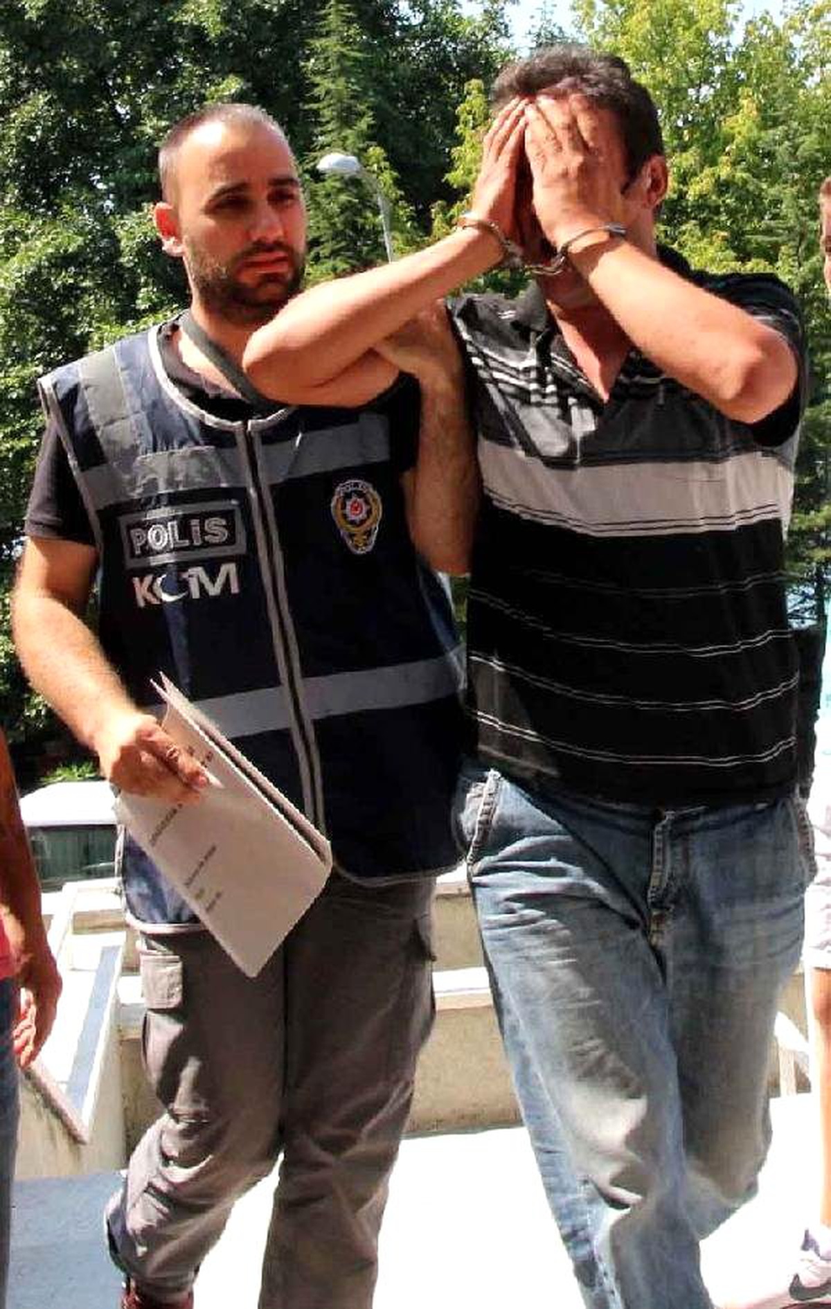 Zonguldak\'ta Uyuşturucu Operasyonu: 2 Kişi Tutuklandı