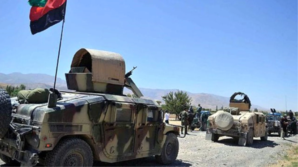 Afganistan I. Cumhurbaşkanı Yardımcısının Araç Konvoyuna Saldırı