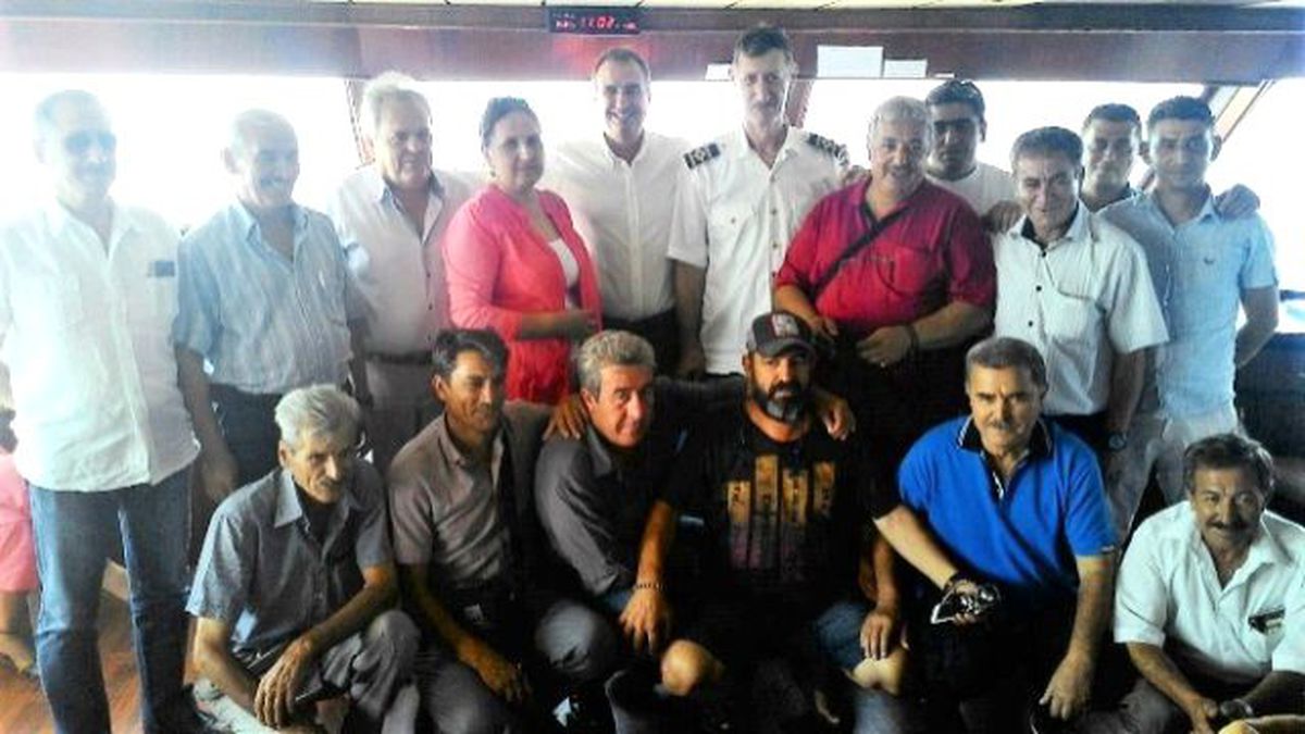 Ayvalık Belediyesi Muhtarları Midilli\'ye Götürdü