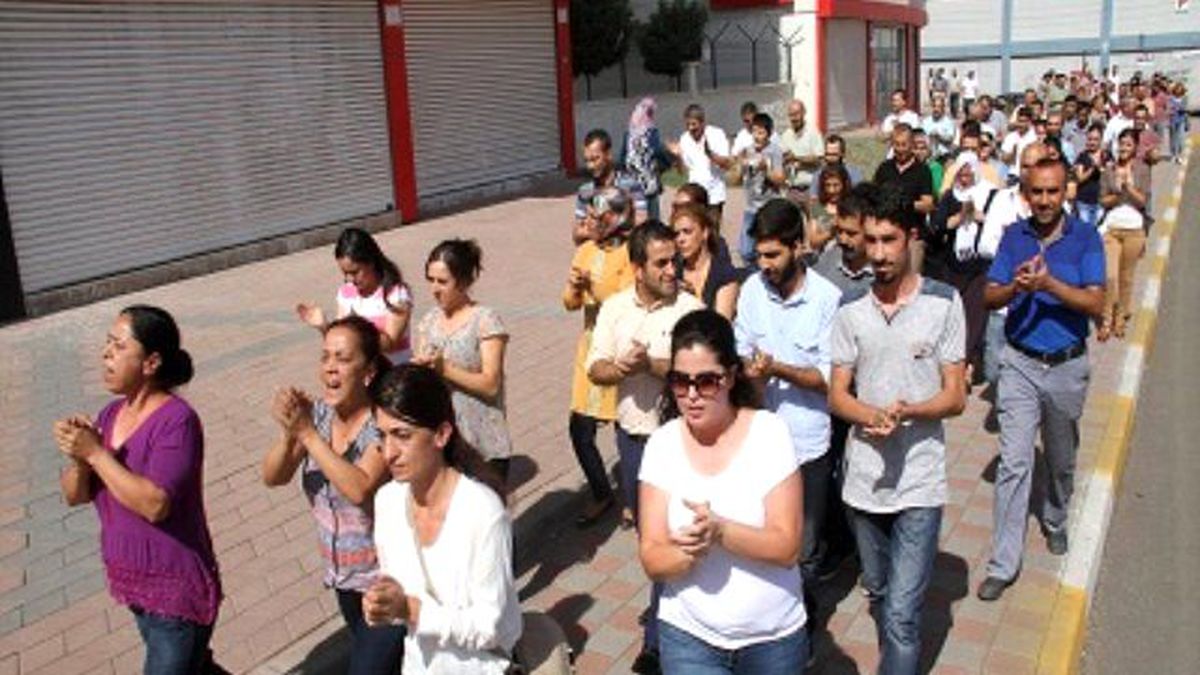 Bağlar Çalışanlarından 5 Dakikalık İş Bırakma Eylemi