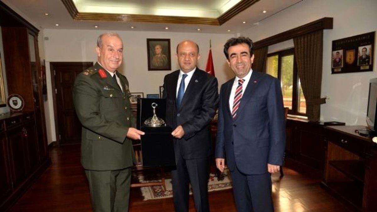 Bakan Işık ve Vali Güzeloğlu Garnizon Komutanını Ziyaret Etti