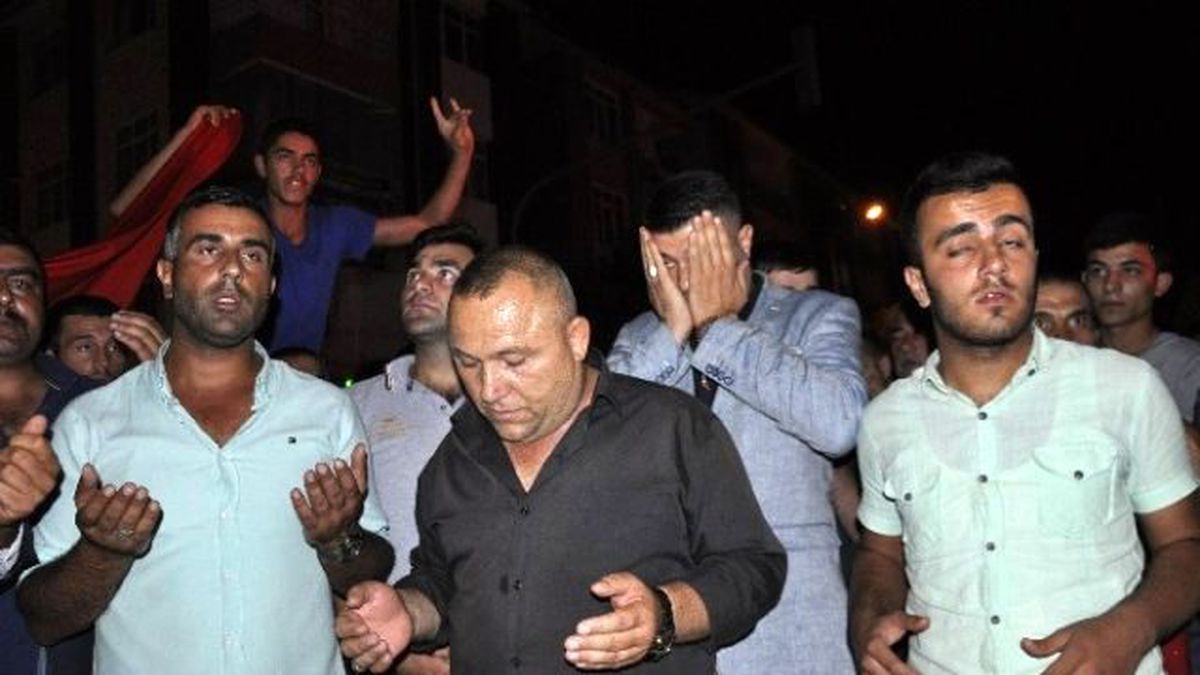 Başkent\'te 5 Bin Kişilik Terör Protestosu