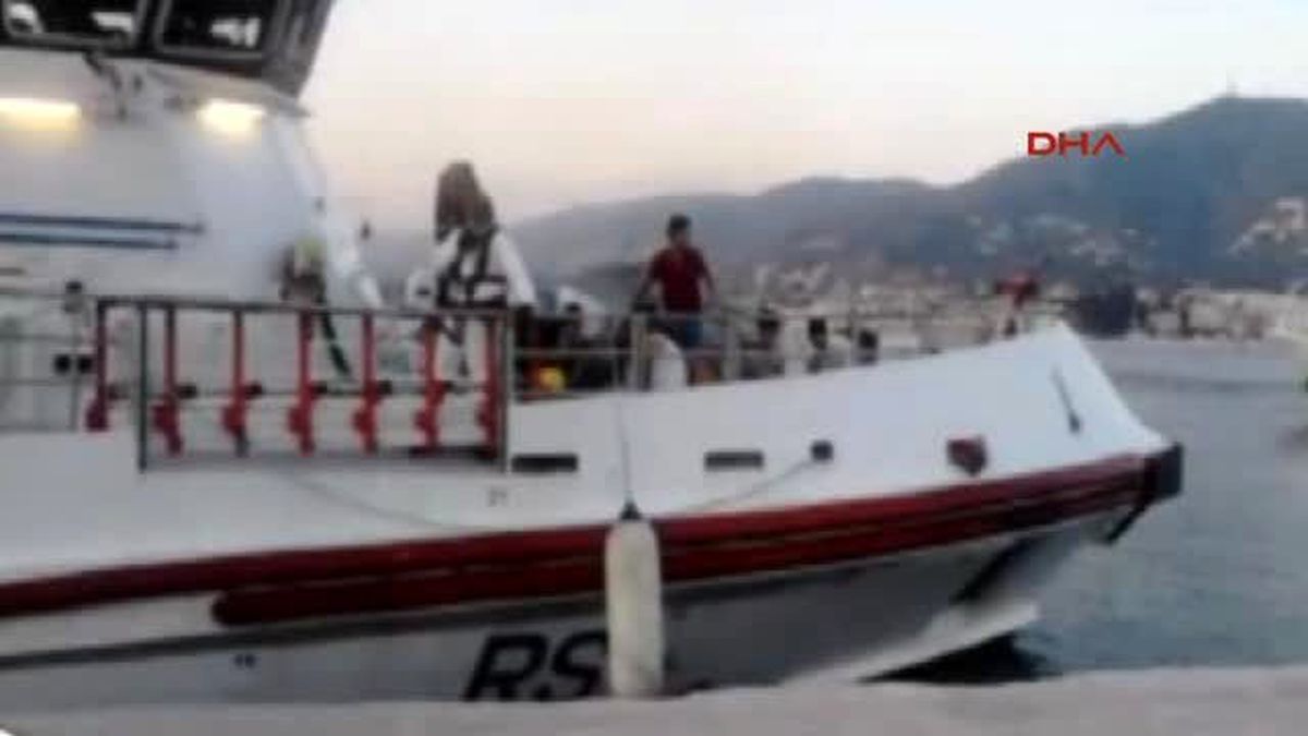 Bodrum - Midilli Yakınlarında Kaçak Teknesi Battı: 1 Ölü, 2 Kayıp