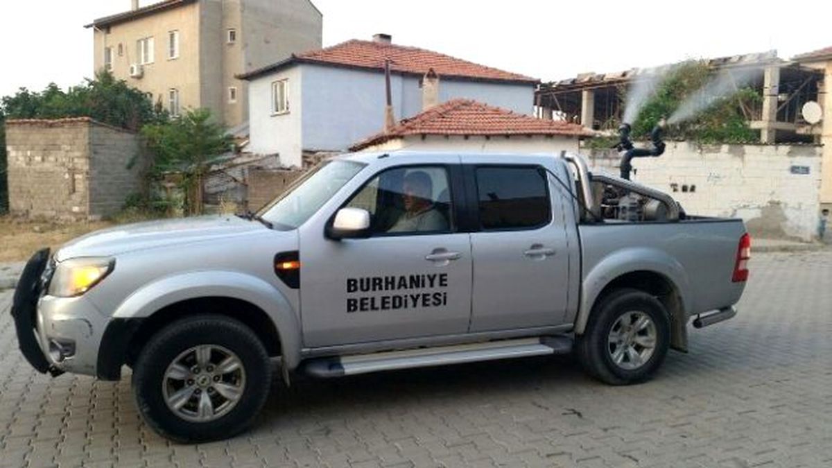 Burhaniye\'de Sivrisinek Mücadelesi