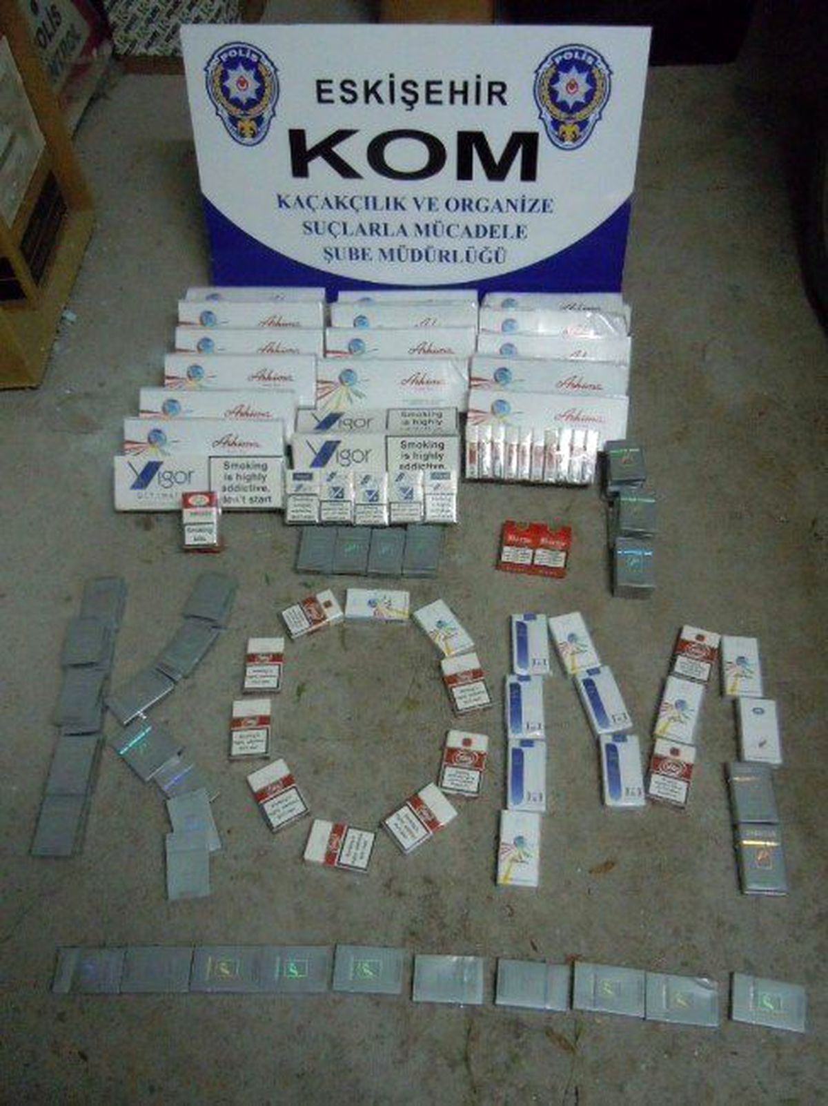 Çuval İçinde Yüzlerce Kaçak Sigara
