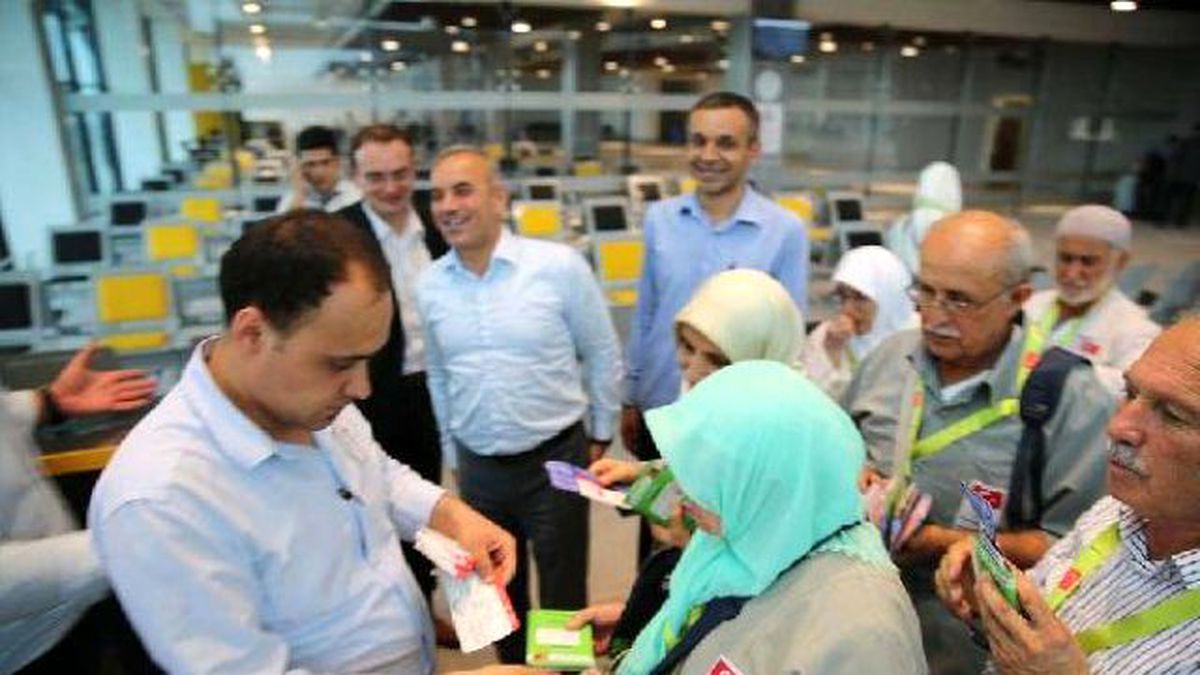 Deniz Üzerindeki Havalimanında İlk Uluslararası Uçuş Kutsal Topraklara Yapıldı