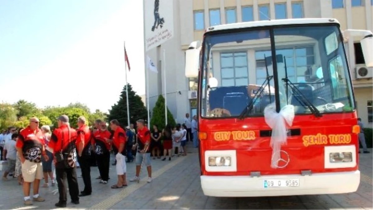 Didim\'de Üstü Açık Turist Aracının Tanıtımı Yapıldı