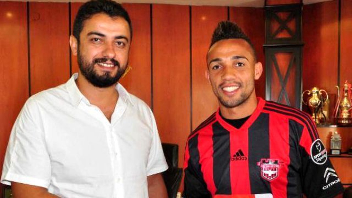 Gaziantepspor Oliveira ile Anlaştı