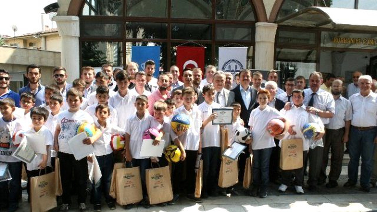 Genç Müsiad Kuran Öğrenen Çocukları Ödüllendirdi