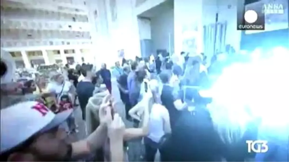 İtalyan Mafya Babasına Film Gibi Cenaze Töreni