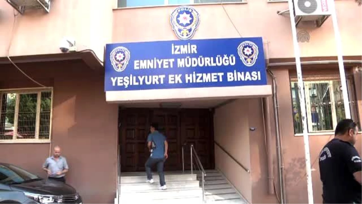 İzmir\'deki "Paralel Devlet Yapılanması" Operasyonu