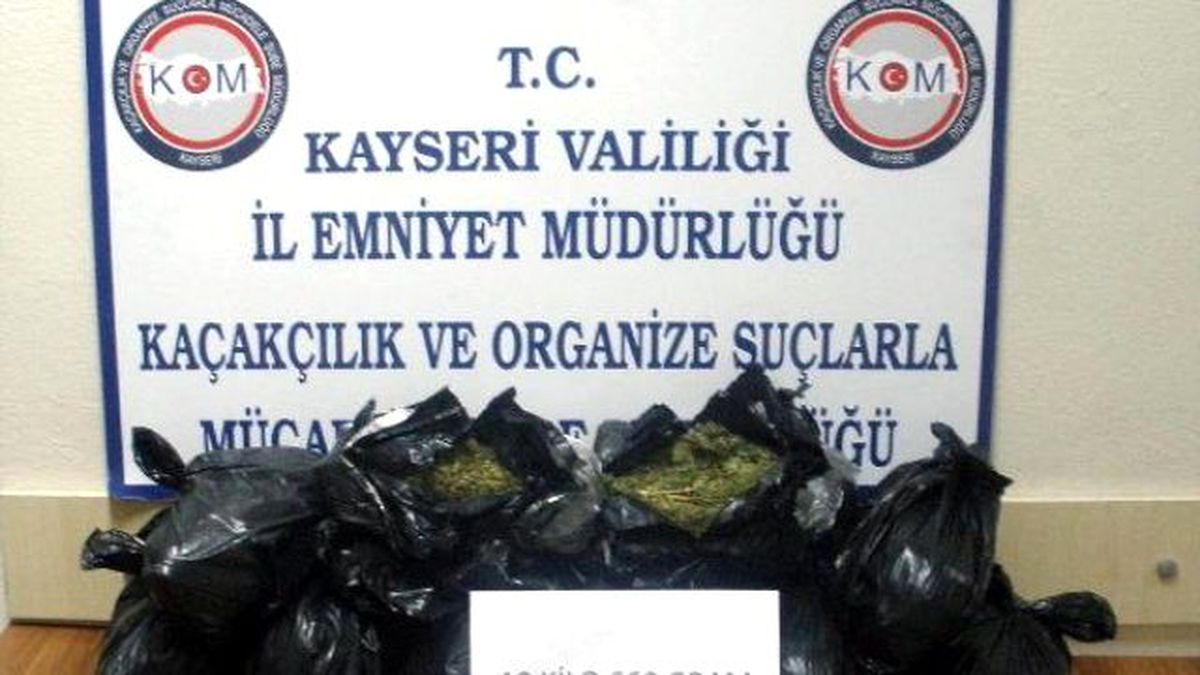 Kayseri\'de Yolcu Otobüsünde 10 Kilo Esrar, 1 Gözaltı