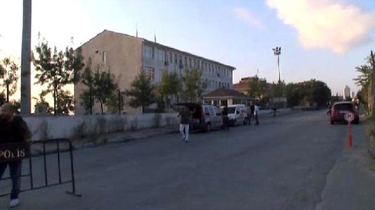 Kıraç Polis Merkezi'ne Ateş Açıldı, Aramalar Sürüyor