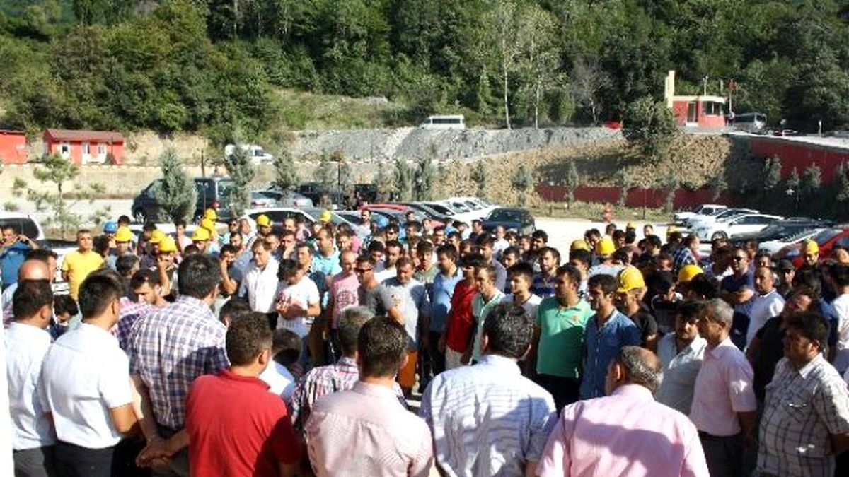 Maden İşçileri Grev Kararı Aldı