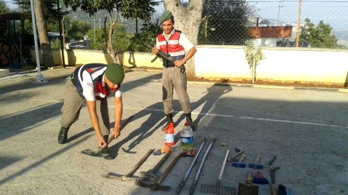 Mersin\'de Jandarmadan Kaçak Kazı Operasyonu