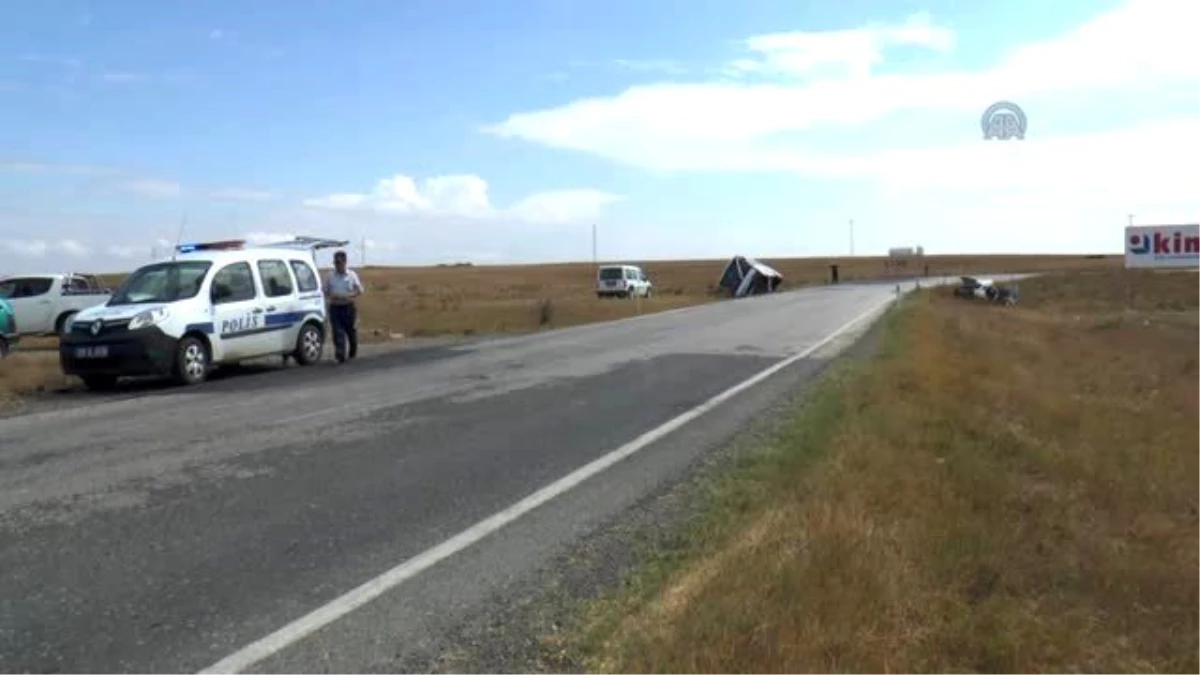 Tekirdağ\'da Midibüs ile Otomobil Çarpıştı: 6 Yaralı