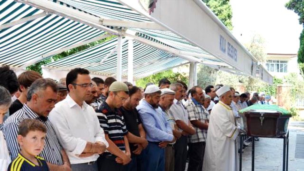 Motosiklet Kazasında Ölen İki Genç Son Yolculuklarına Uğurlandı