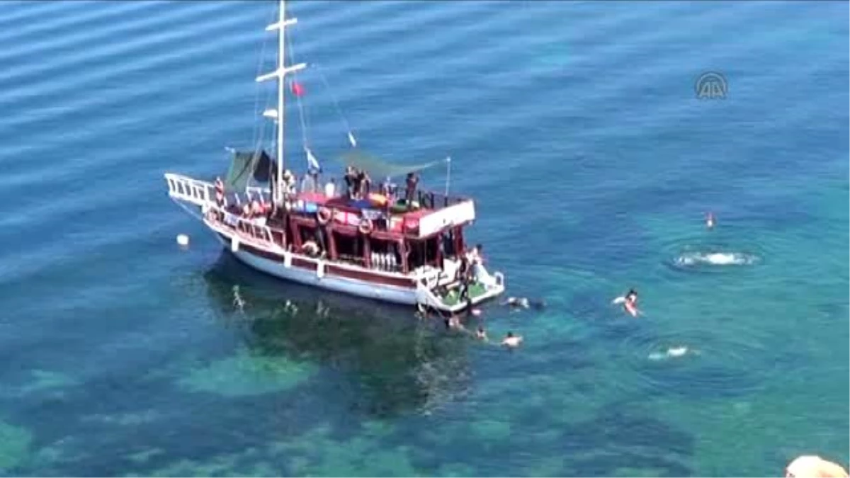 Okulların Geç Açılması Turizmcileri Sevindirdi - Kuşadası/