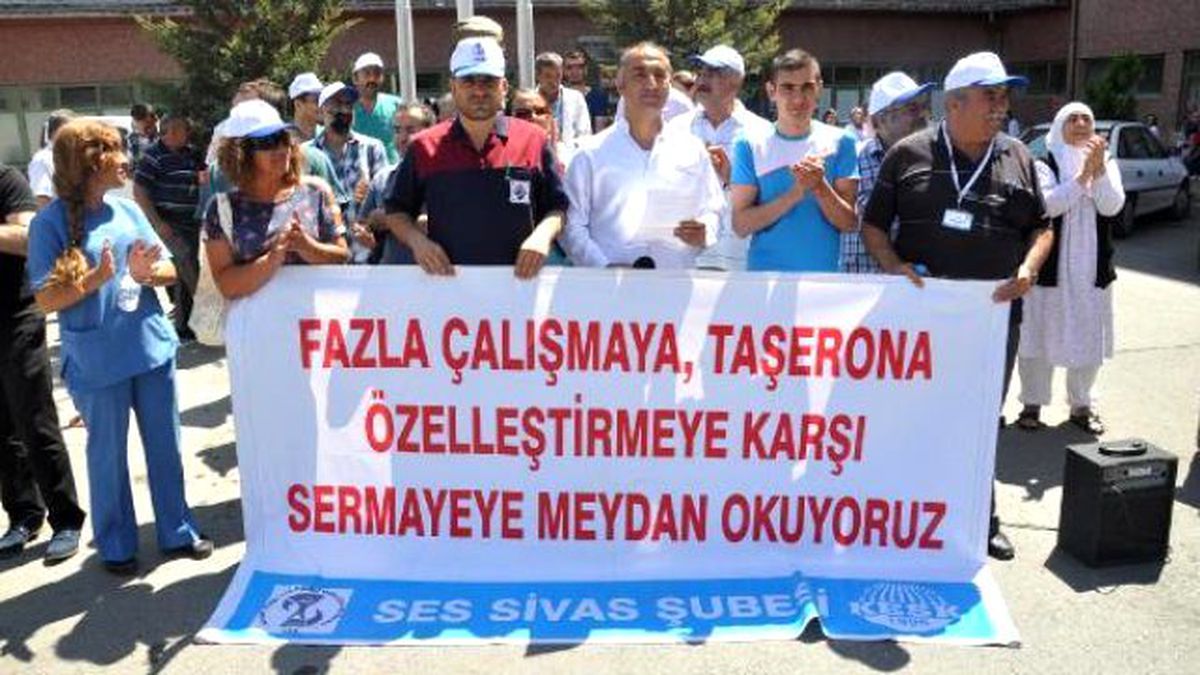 Sivas\'ta Hastanelerin Birleşmesine Tepki