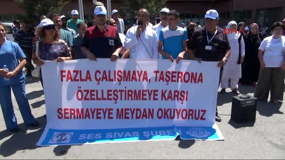 Sivas\'ta Hastanelerin Birleşmesine Tepki