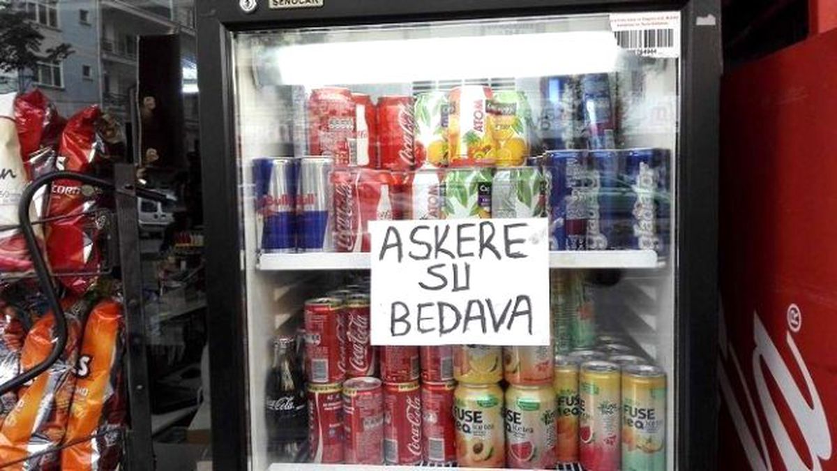 Teröre Tepki İçin Askere Suyu Bedava Yaptı