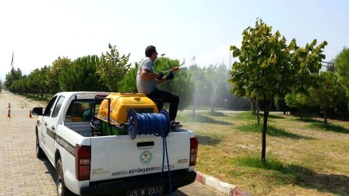 Turgutlu\'da İlaçlama Devam Ediyor