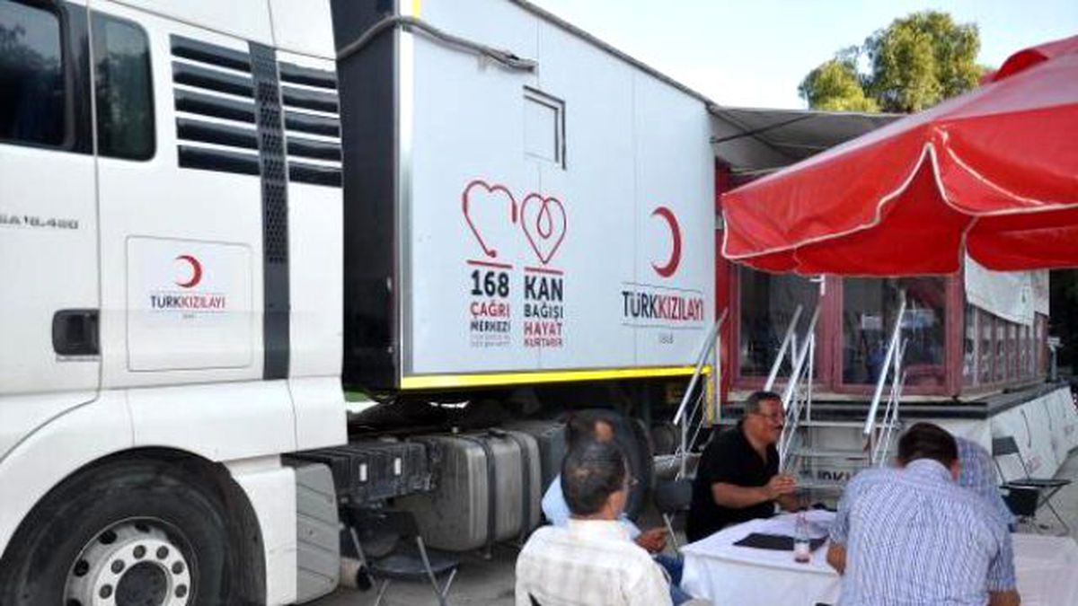 16 Yılda 10.5 Kilo Kan Verdi