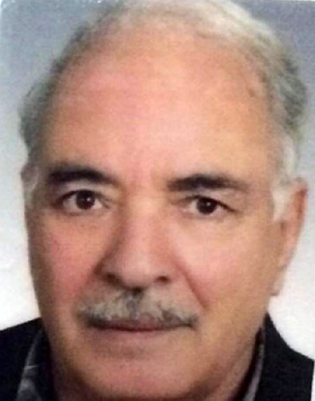 Babasını Öldürüp Kaçtı