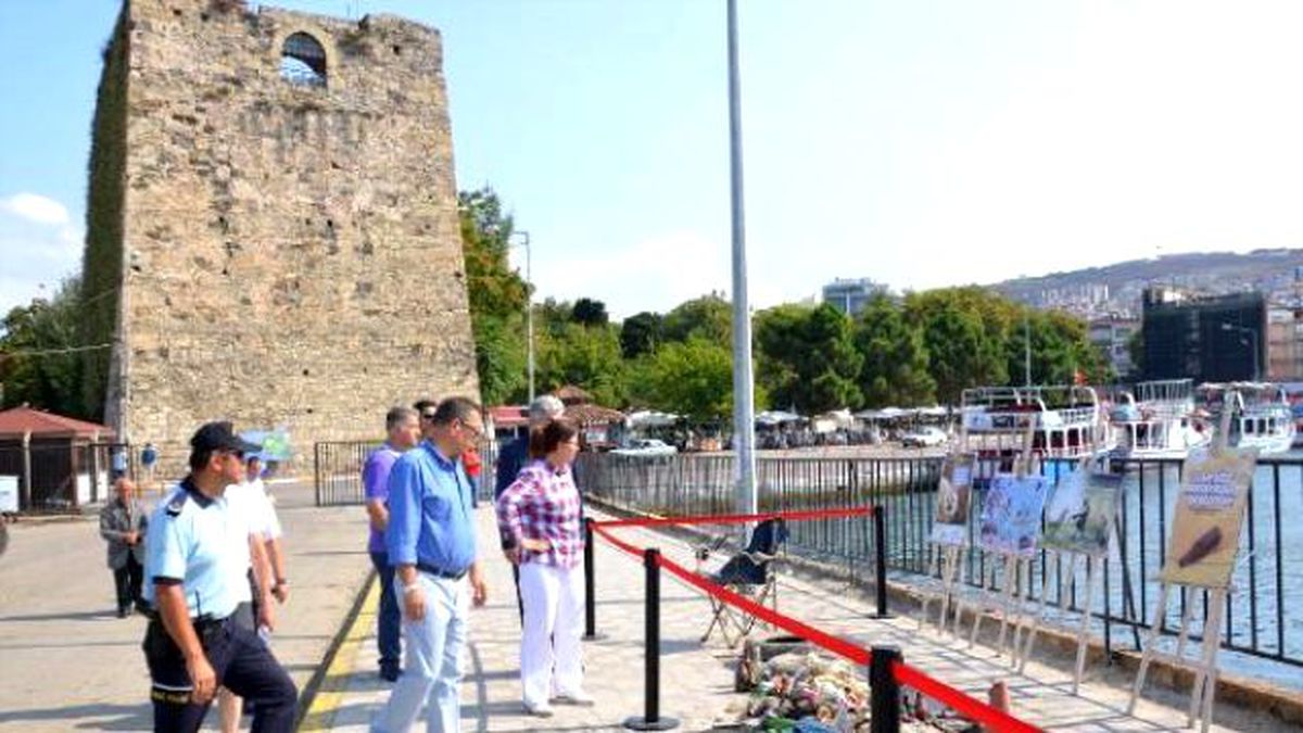 Balık Adamlar Denizi Temizledi