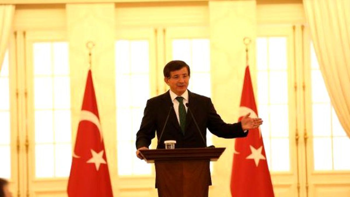 Davutoğlu: Hepimizin Teyakkuz Halinde Olması Gereken Şey Kardeşi Kardeşe Kırdırmak İsteyenler...