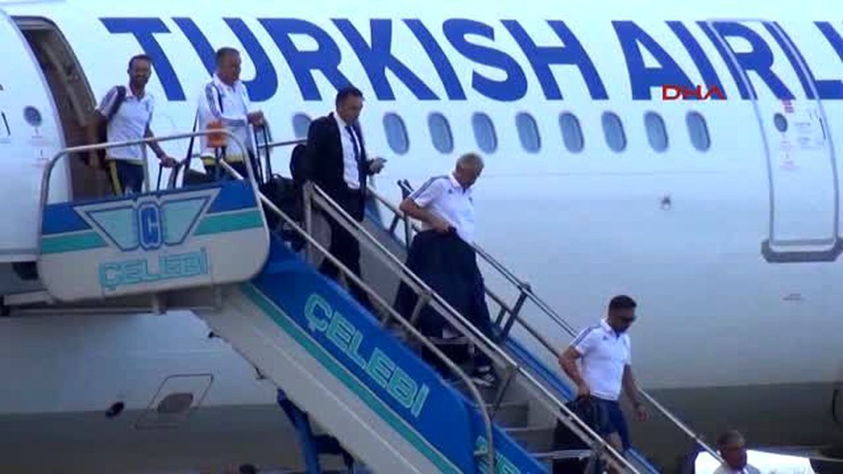 Fenerbahçe Olağanüstü Güvenlik Önlemleri Altında Rize\'ye Geldi