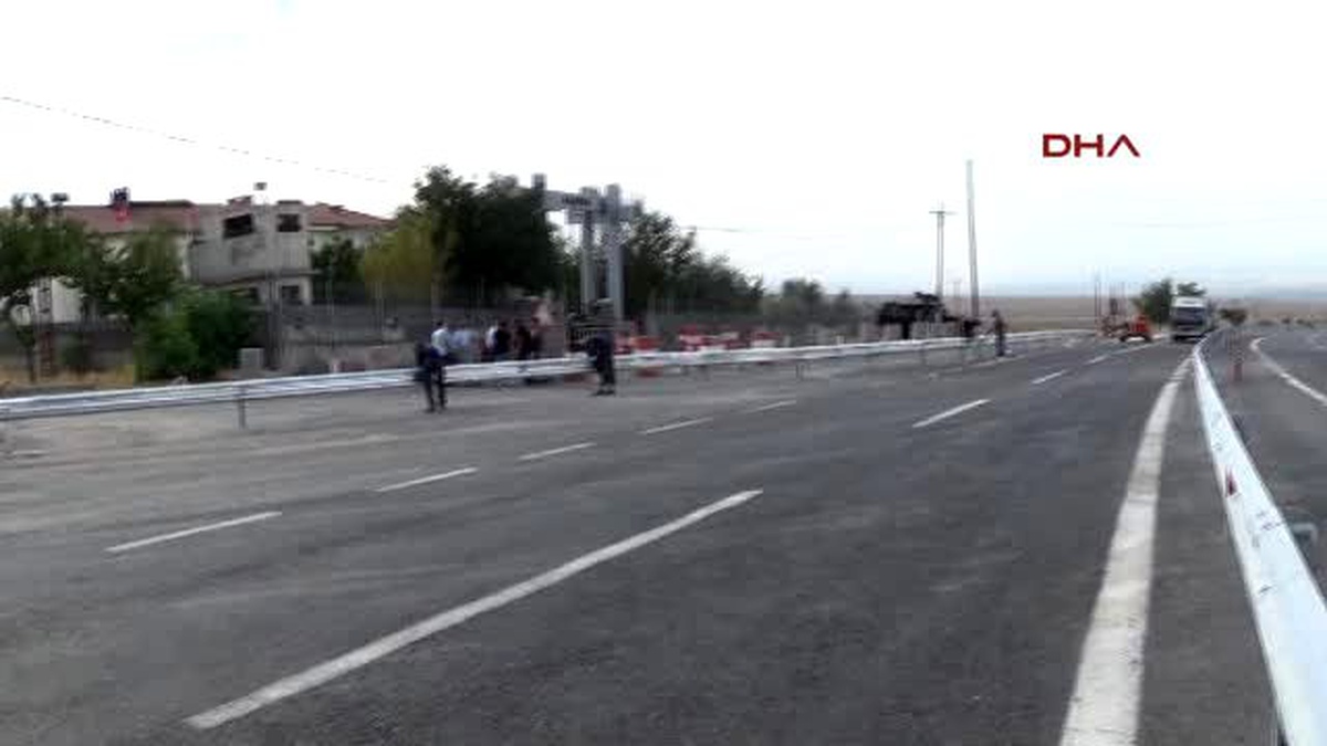 Iğdır PKK\'nın Ağrı Dağına Kaçırdığı Otomobiller Bomba Yüklü Dönmesin Diye Korhan Yaylası Yolu...