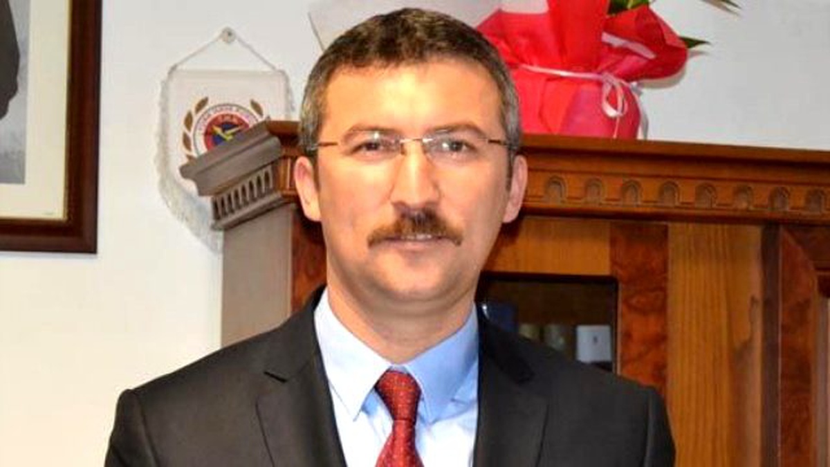 İstatistikler Üniversite Öğrencilerini Evlilikten Soğutuyor